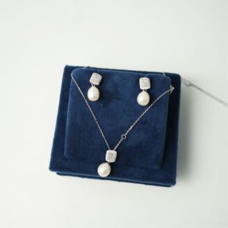 Elegant 925 Silver Jewelry Set