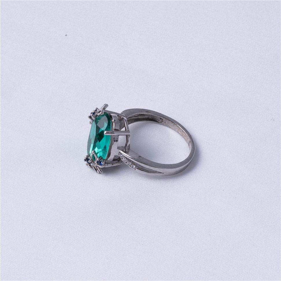 Emerald Floral 925 Silver Ring - Image 2