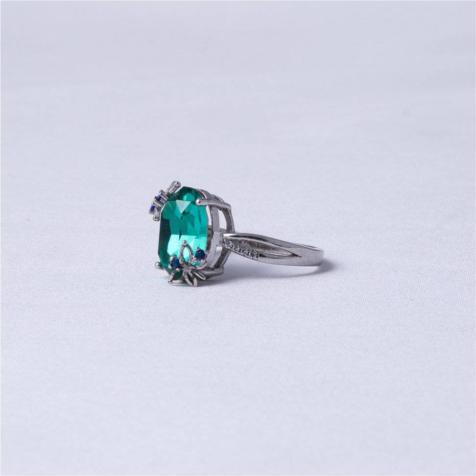 Emerald Floral 925 Silver Ring - Image 3