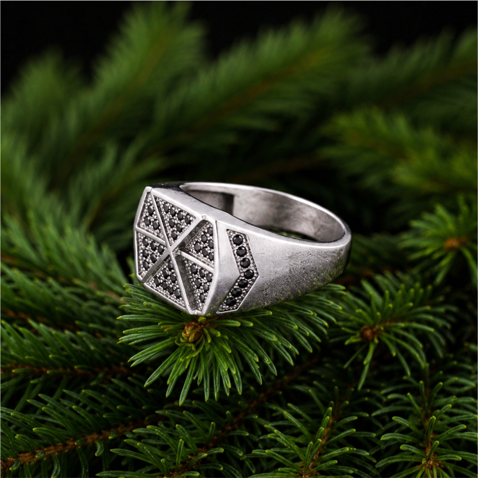 Black Stone Geometric 925 Silver Ring - Image 2