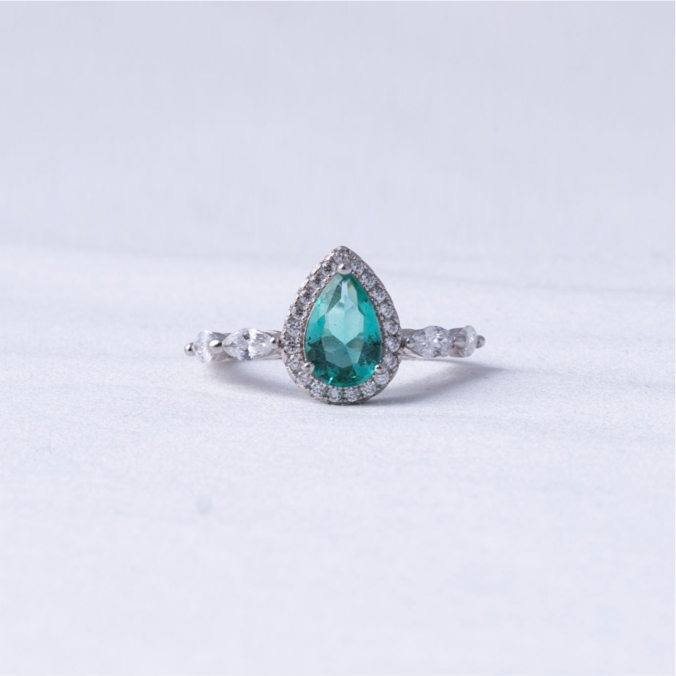 Green Pear Halo 925 Silver Ring