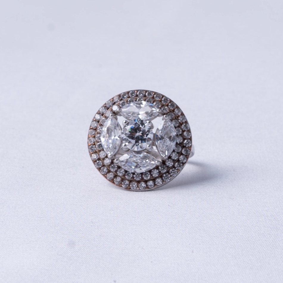 Celeste Halo 925 Silver Ring