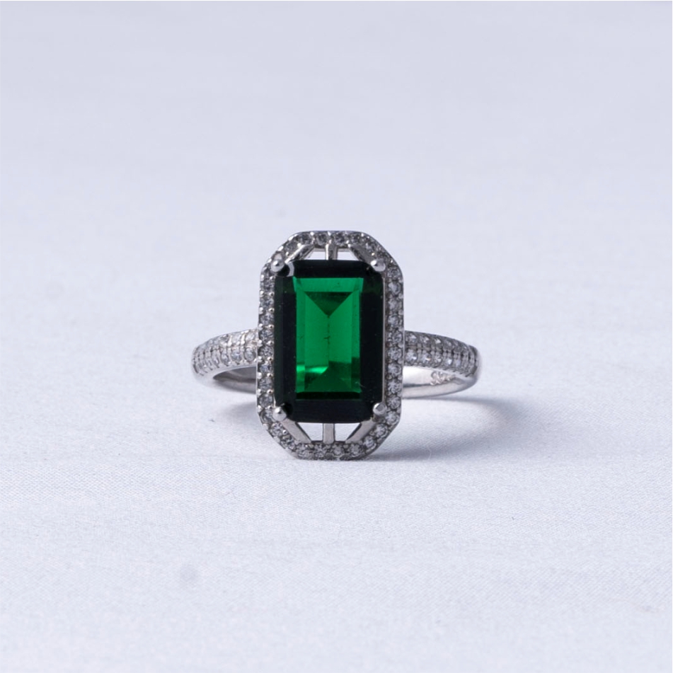 Emerald Green Rectangular Stone 925 Silver Ring