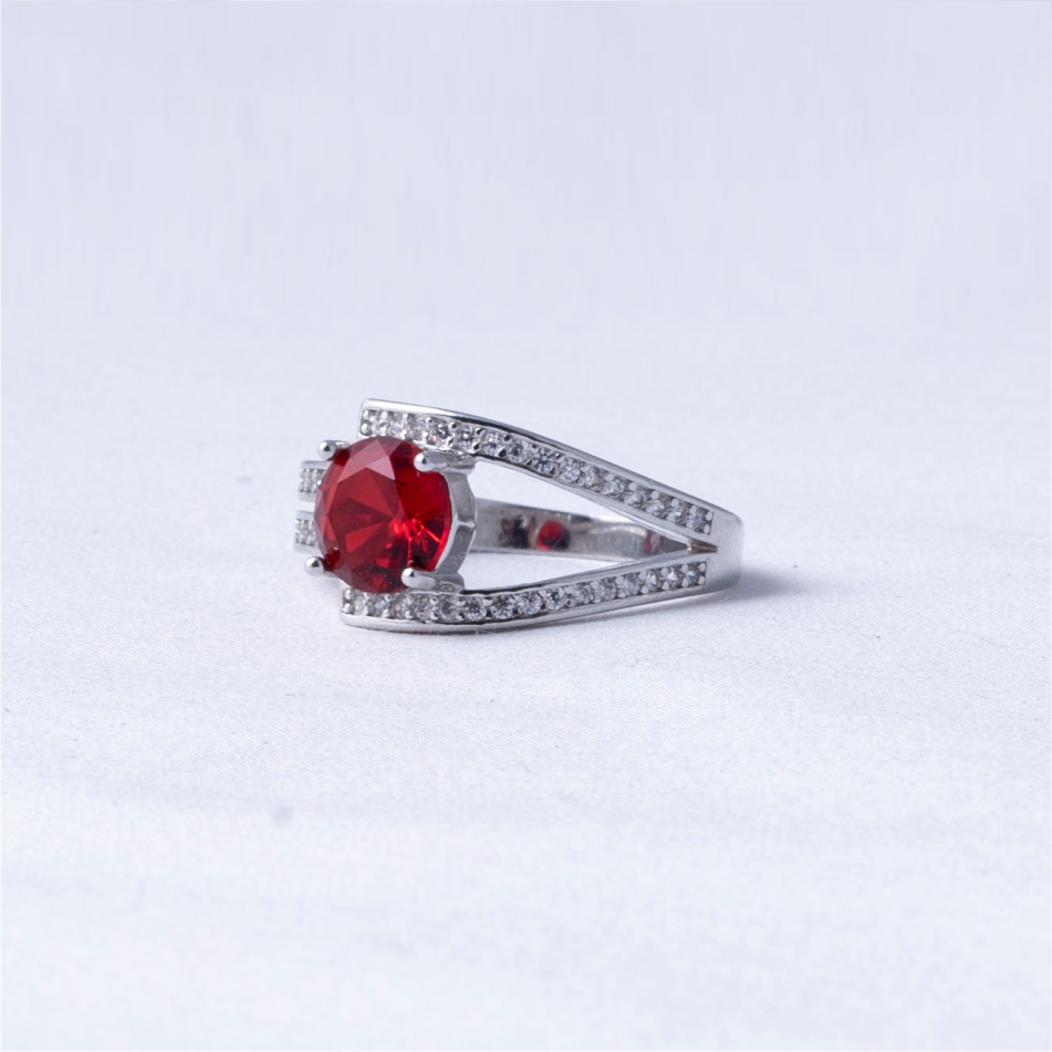 925 Silver Ruby Solitaire Split Shank Ring - Image 3
