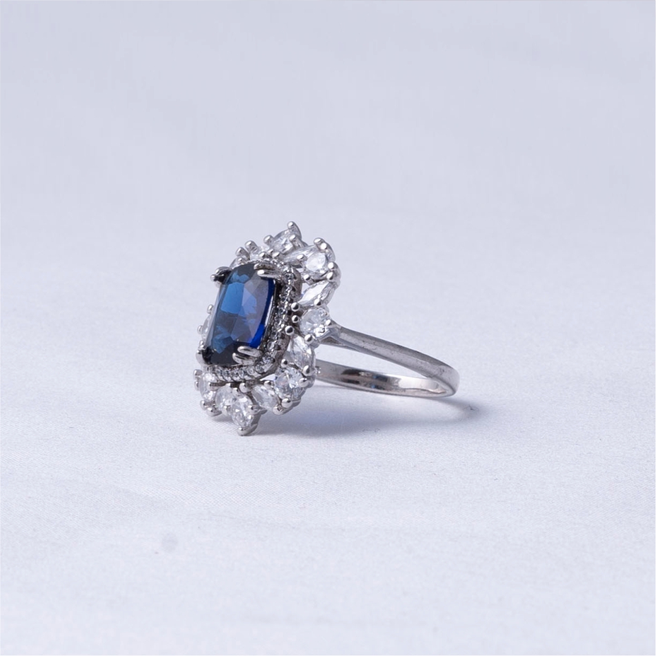 925 Silver Blue Sapphire Halo Ring - Image 3
