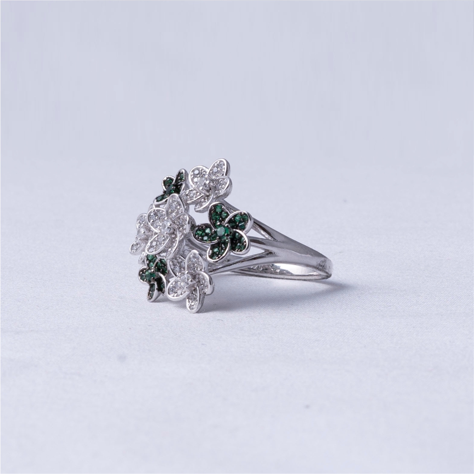 Floral Cluster Green Stone 925 Silver Ring - Image 3