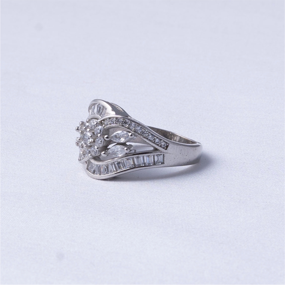Floral Infinity Baguette Design 925 Silver Ring - Image 3