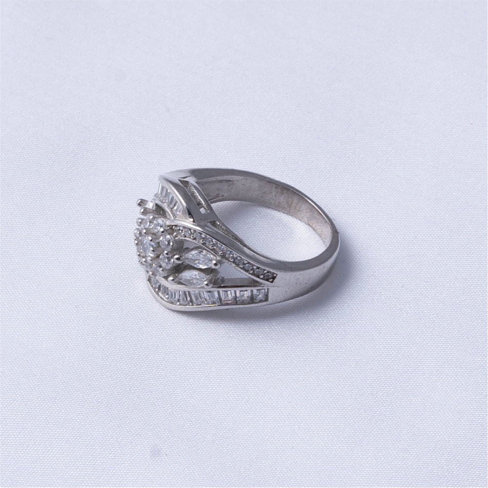 Floral Infinity Baguette Design 925 Silver Ring - Image 4