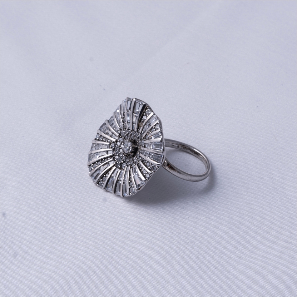 925 Silver Sunburst Halo Statement Ring - Image 4