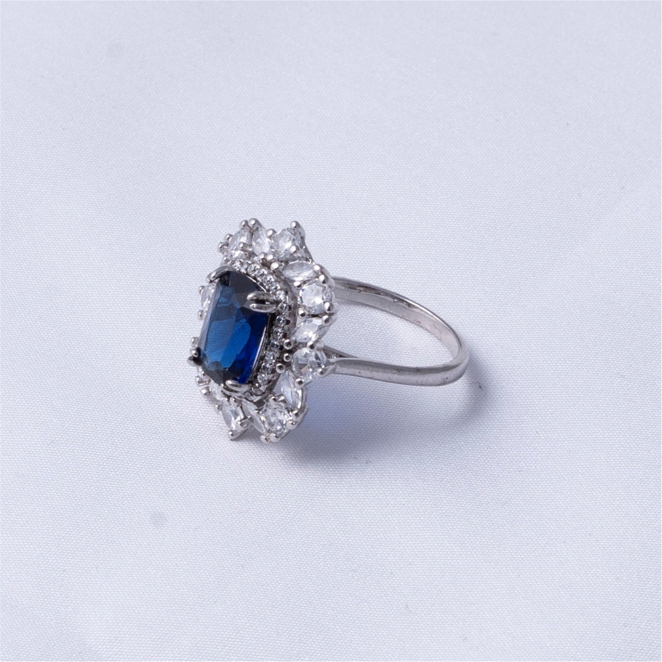 925 Silver Blue Sapphire Halo Ring - Image 4