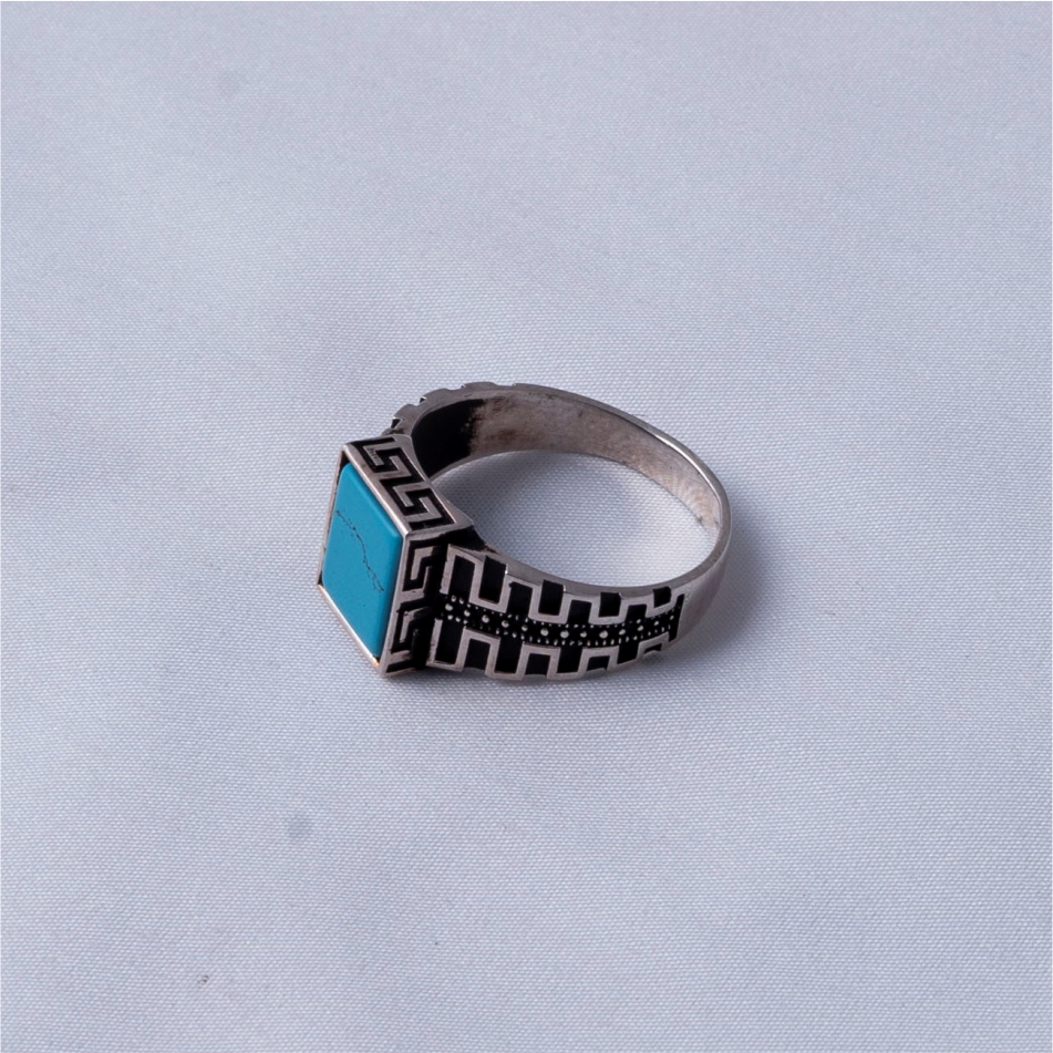 Turquoise Stone Oxidised 925 Silver Ring - Image 4