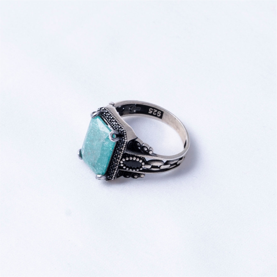 Emerald Green Stone Oxidised 925 Silver Ring - Image 4