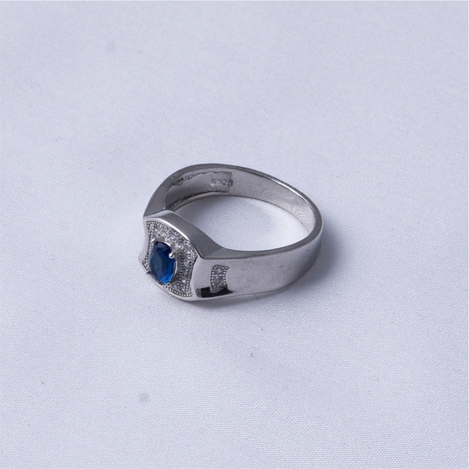 Blue Sapphire Halo Silver Ring - Image 4