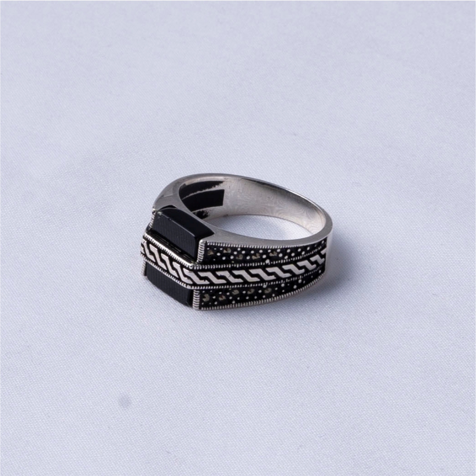 Black Stone Oxidised 925 Silver Ring - Image 4