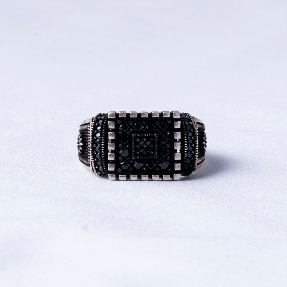 Black Stone Vintage 925 Silver Ring