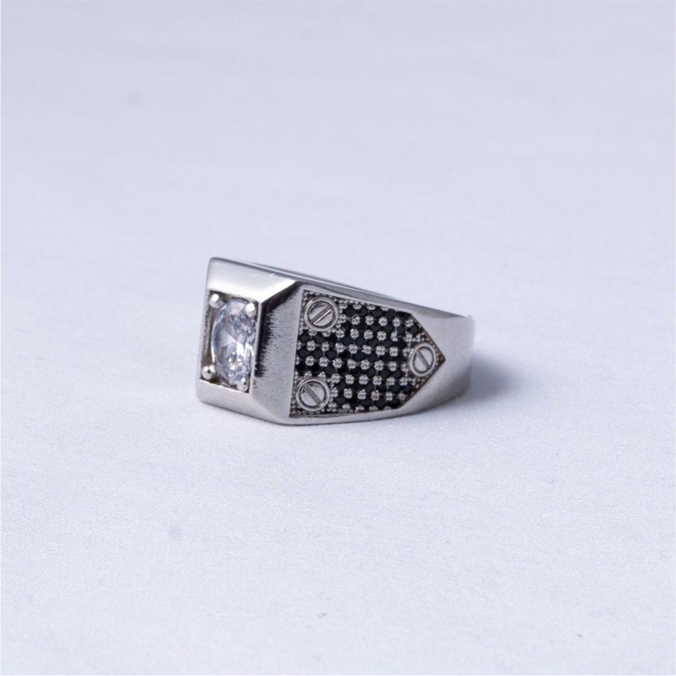 Classic Oval CZ Men's Ring - Image 3