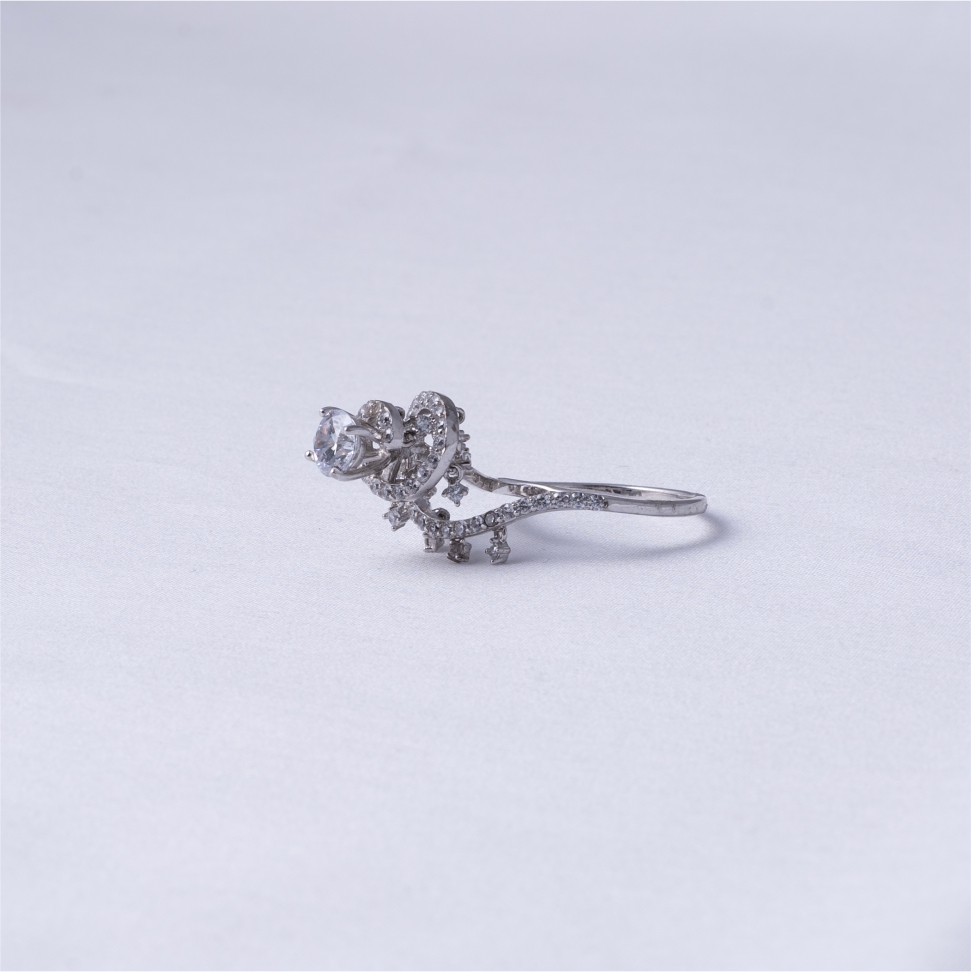 Elegant Diamond Style 925 Silver Ring