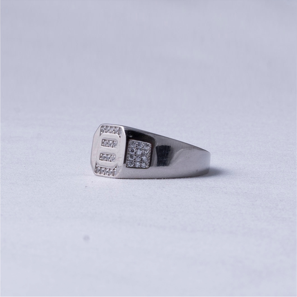 Elite Initial E Silver Signet Ring - Image 3