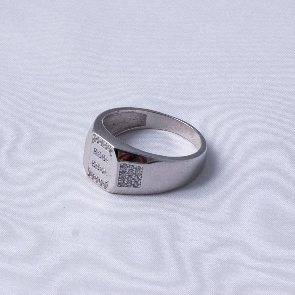Elite Initial E Silver Signet Ring - Image 4