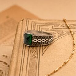 Alternative view of Emerald Green CZ Vintage Band Ring