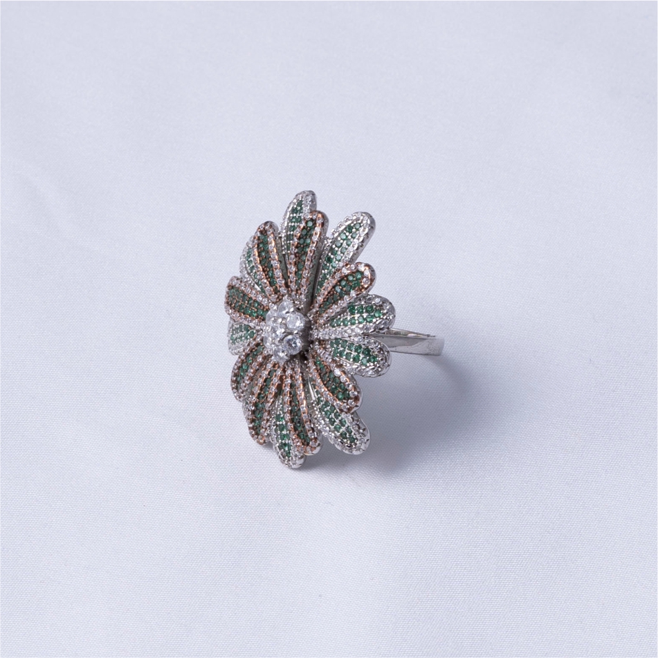 Floral Green Stone 925 Silver Ring - Image 4