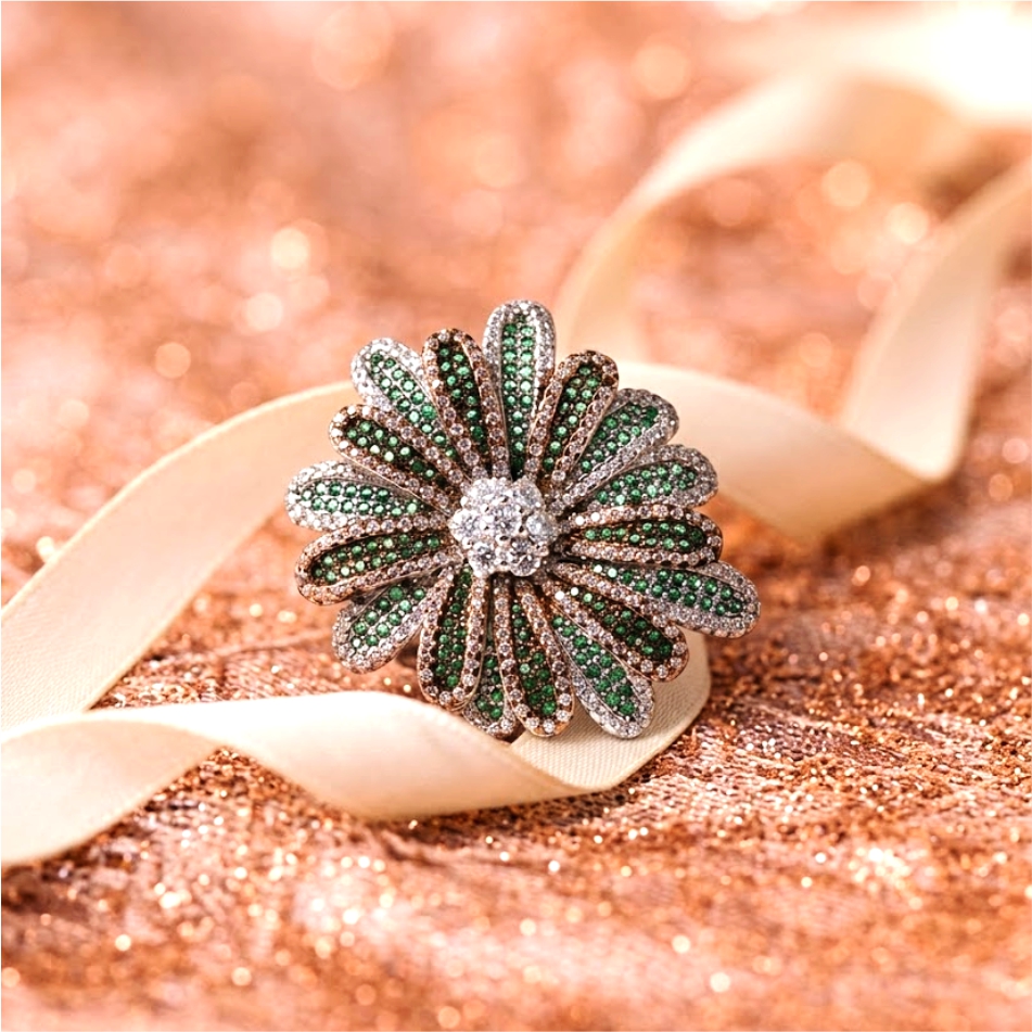 Floral Green Stone 925 Silver Ring - Image 2