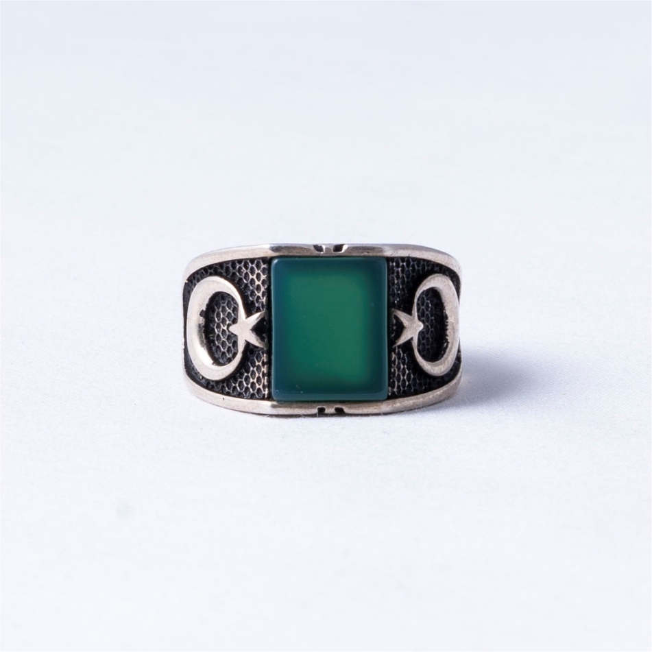 Green Stone Crescent 925 Silver Ring