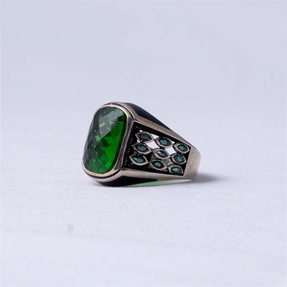 925 Silver Imperial Green CZ Signet Ring - Image 3