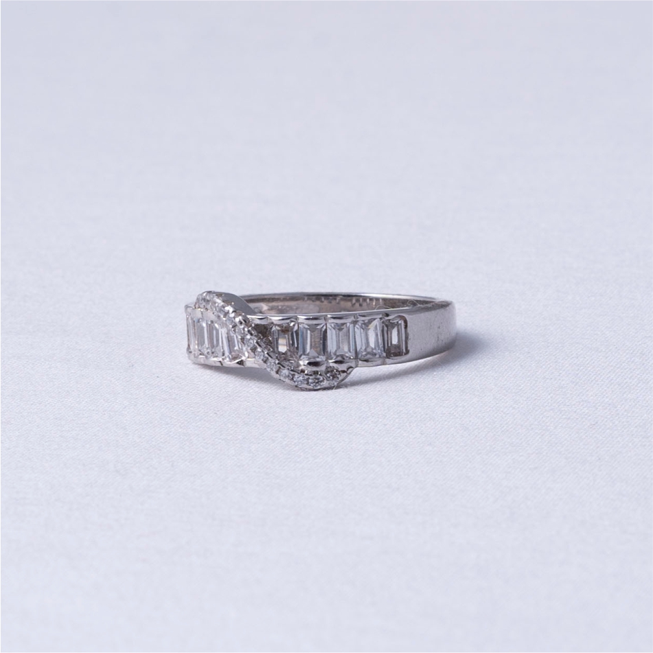 925 Silver Infinity Baguette Ring - Image 4