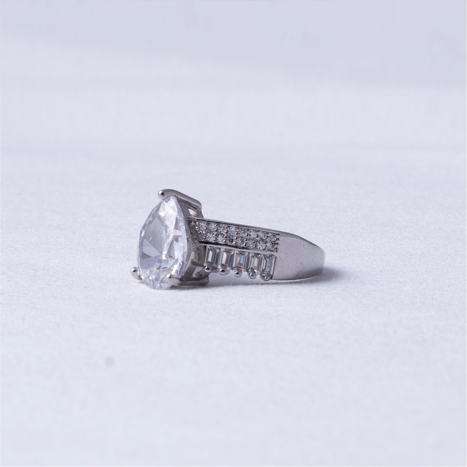 Pear Cut Solitaire 925 Silver Ring - Image 3