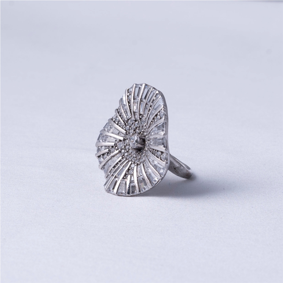 Radiant Halo Coktail Ring - Image 3