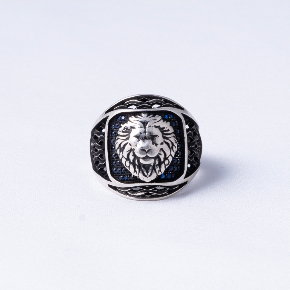 Regal Lion CZ Stone 925 Silver Ring