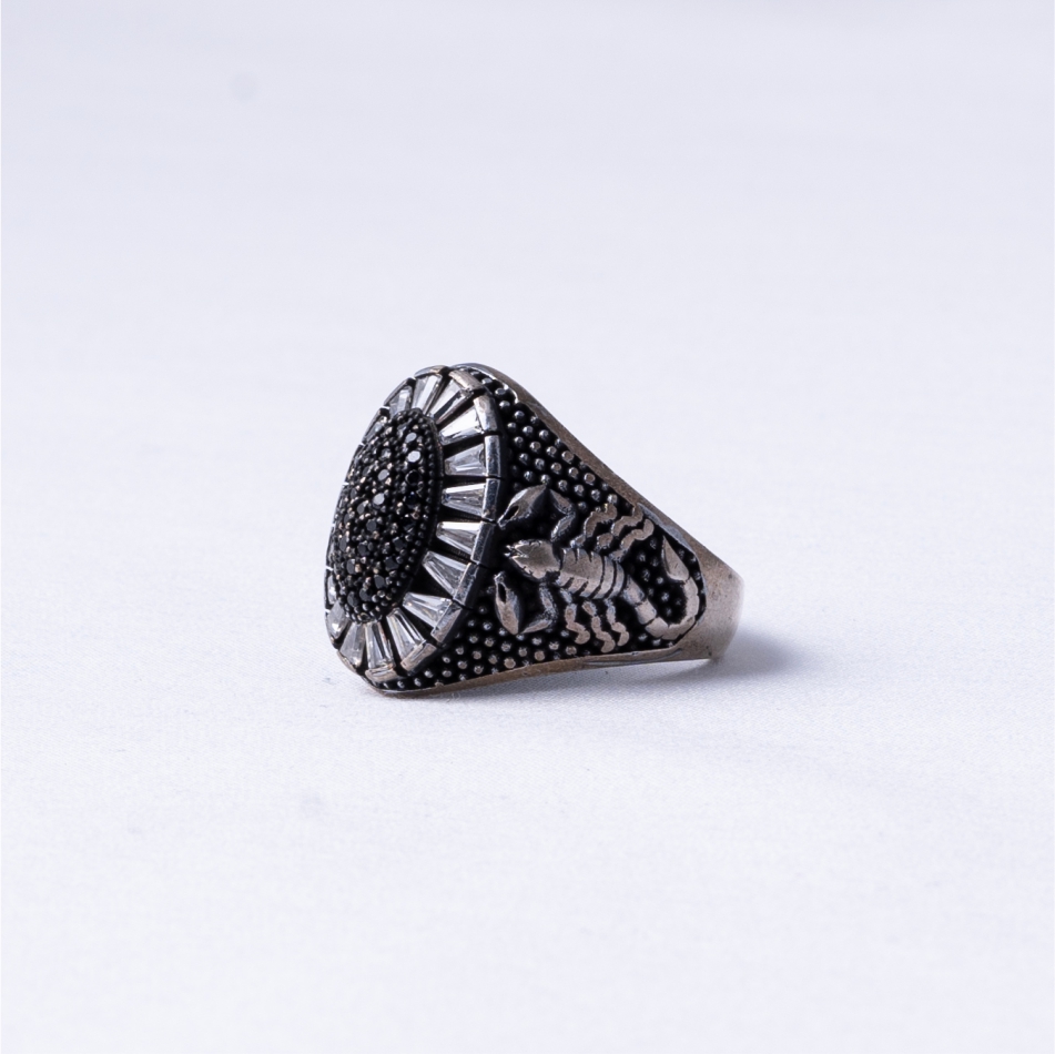 Scorpion Black Stone Oxodise Ring - Image 3
