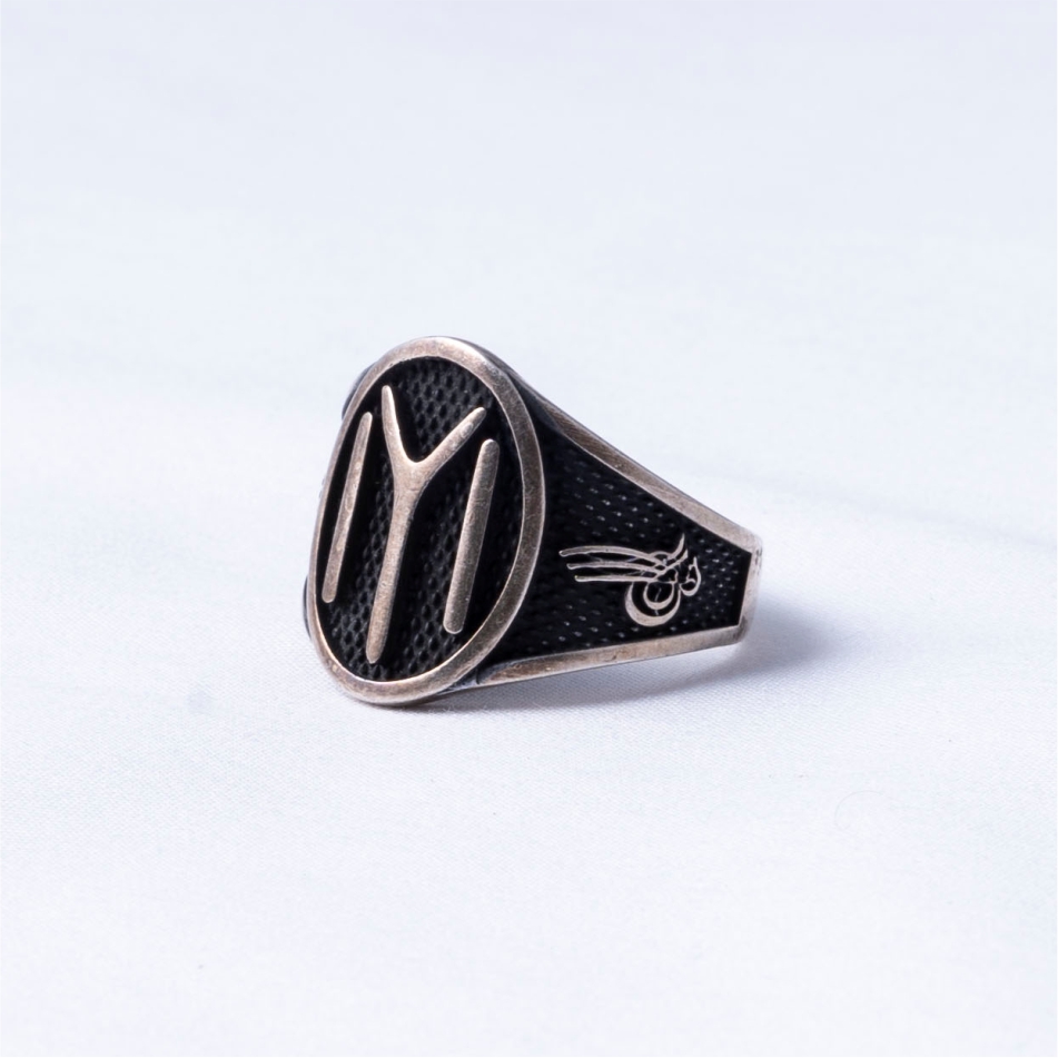 Turkish Symbol Oxidised 925 Silver Ring - Image 3