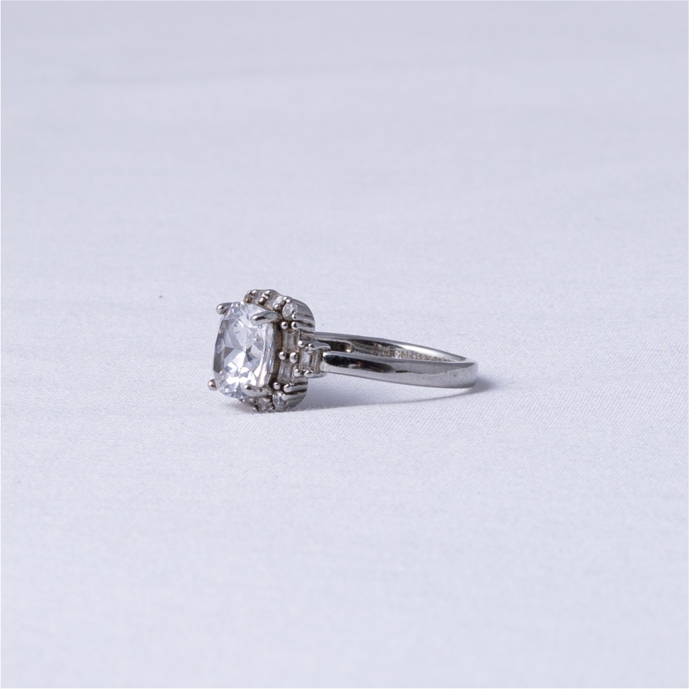 Vintage Halo 925 Silver Ring - Image 4