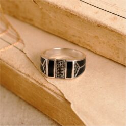 Alternative view of Black mina ring