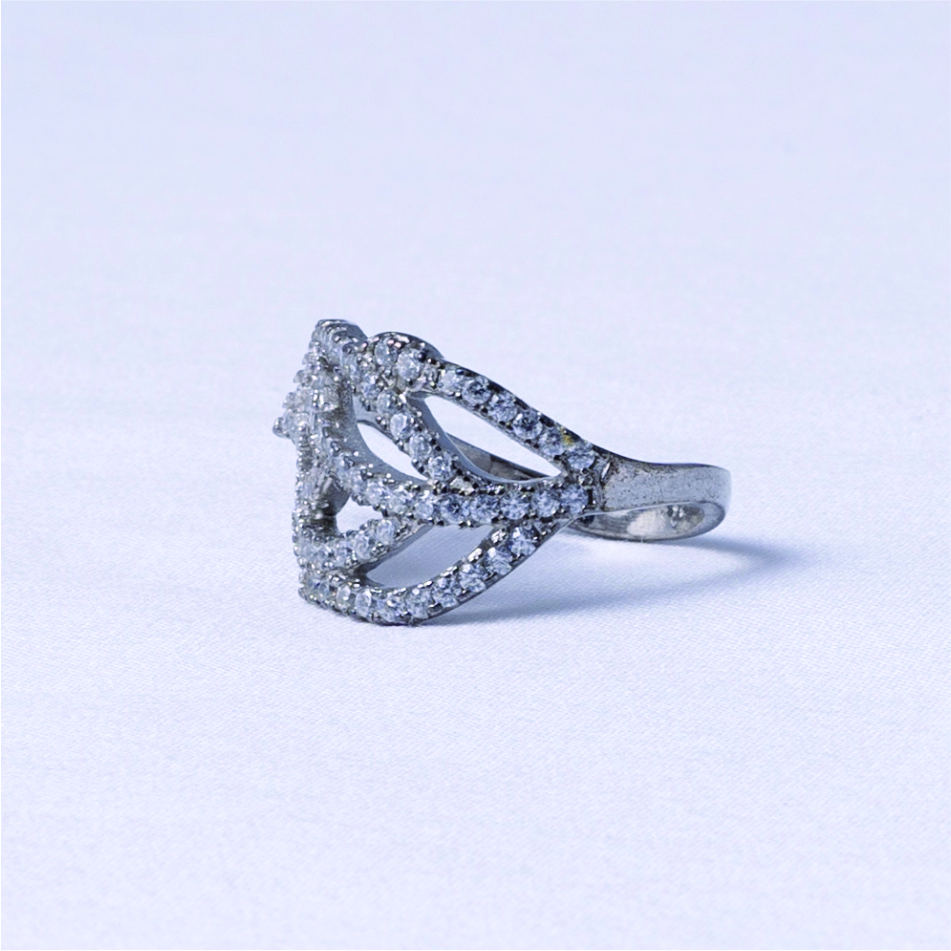 Leaf Design Diamond Style 925 Silver Ring - Image 3