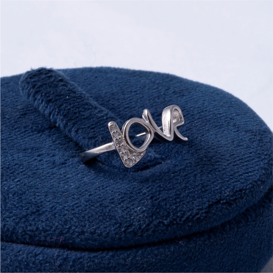 Love Design 925 Silver Ring - Image 3