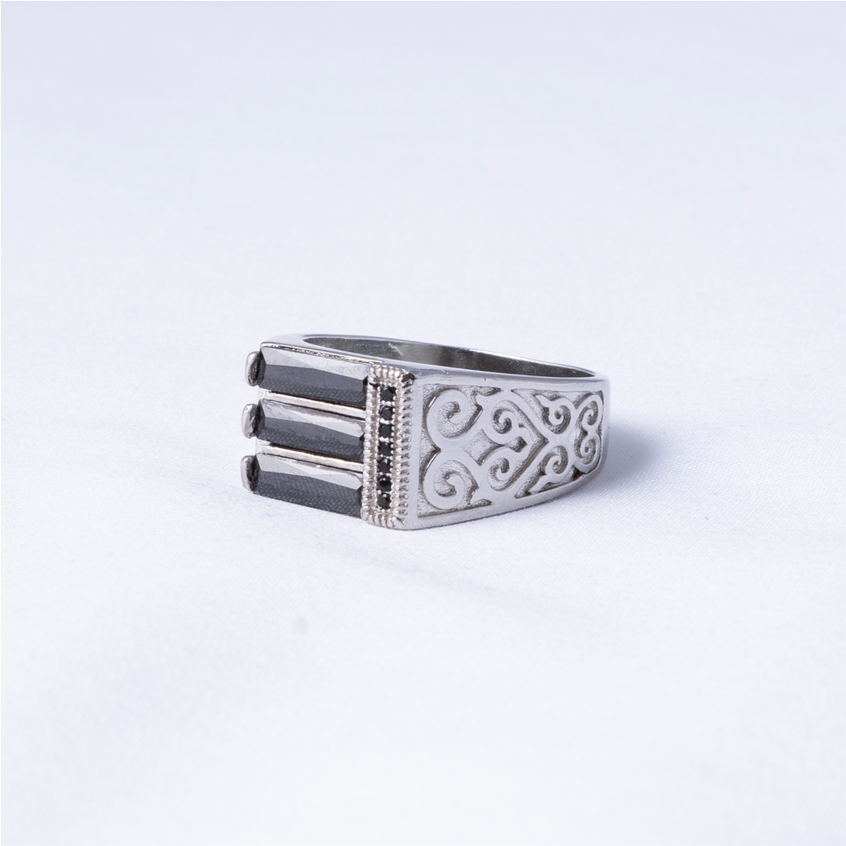 Black Stone Daily Wear 925 Silver Ring - Image 3