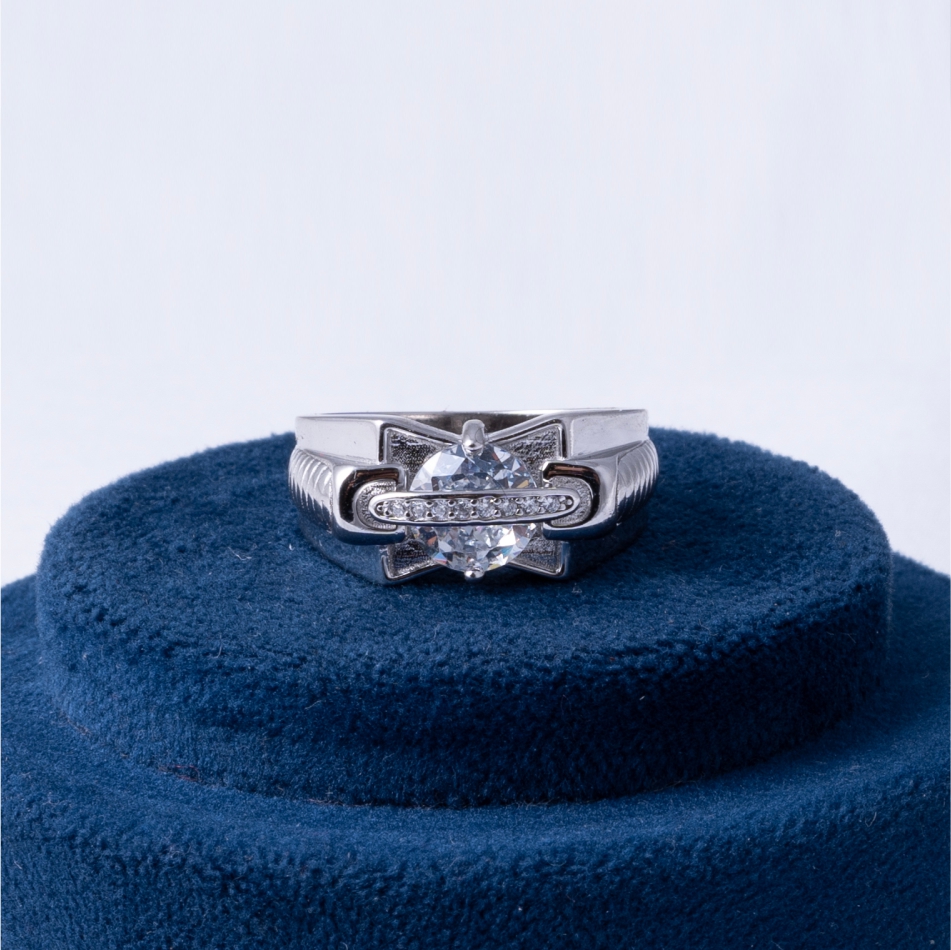 Solitaire Diamond Style 925 Silver Ring