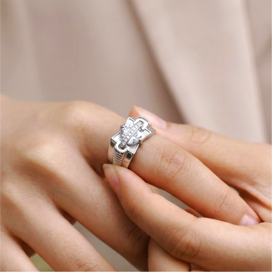 Solitaire Diamond Style 925 Silver Ring - Image 2