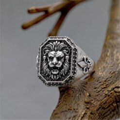 Alternative view of Regal Lion Head 925 Silver Ring