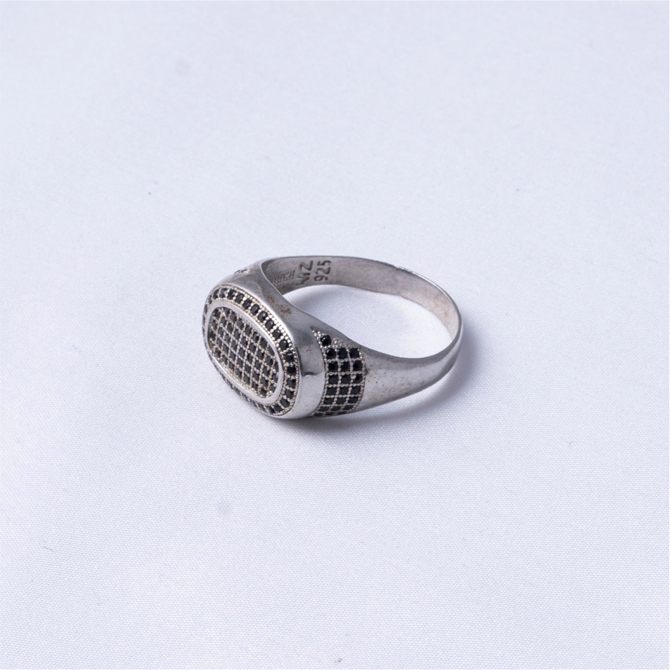 Black CZ Oval 925 Silver Ring - Image 4