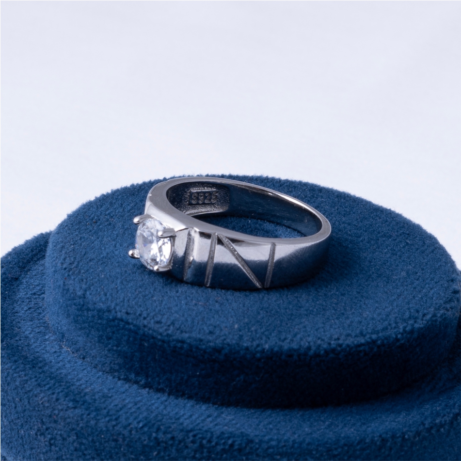 Single Stone Men's 925 Silver Ring - Image 2