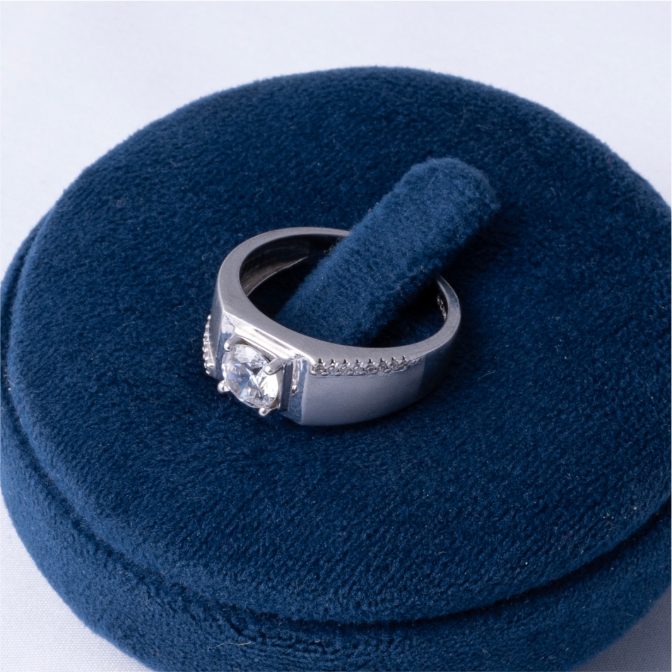 Matte Finish Solitaire Men's 925 Silver Ring - Image 4