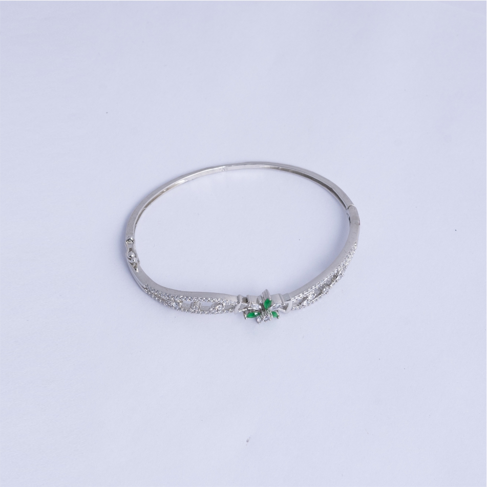 925 Silver Emerald Floral Open Cuff Bracelet - Image 3