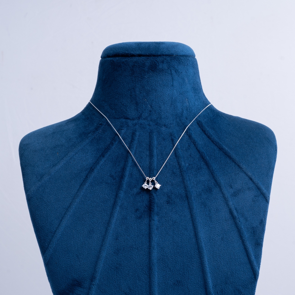 925-Silver-Triple-Solitaire-CZ-Pendant-Necklace